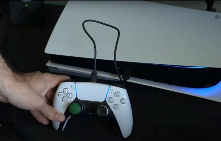 دسته بازی ps5-کاماپرس