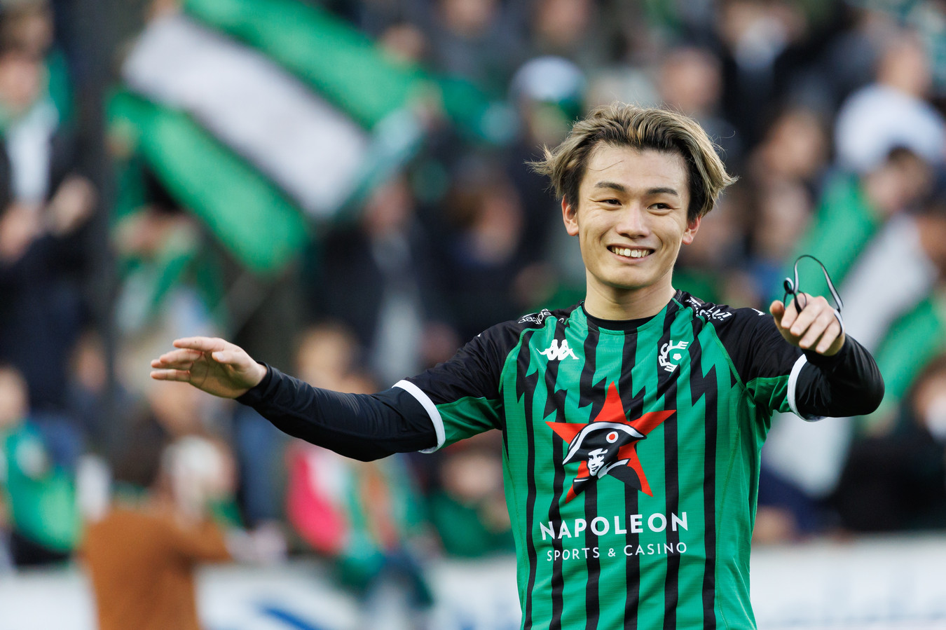 رقبای طارمی برای آقای گلی در جام ملت های آسیا-کاماپرس 