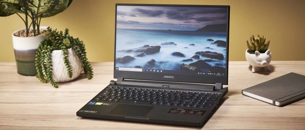 لپ تاپ گیمینگ - کاماپرس