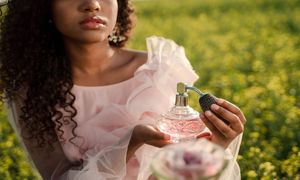 عطرهای مناسب تابستان برای خانم‌ ها و آقایان
