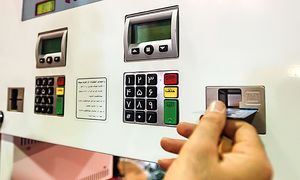 سهمیه بنزین تابستان بلاتکلیف است