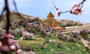 بهترین تور وان عید نوروز 1401 + معرفی مراکز تجاری و تفریحی وان ترکیه