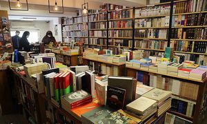 نشر مرکز در نمایشگاه کتاب شرکت نمی‌کند