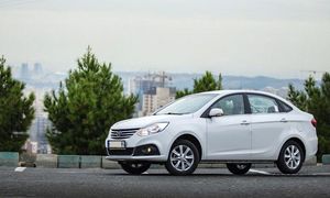 راهنمای خرید jAC j4 در شیراز + آپشن های j4 در شیراز