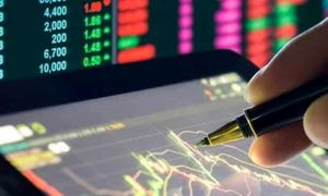 بازار بورس باز هم پیش رفت/ خروج پول حقیقی ادامه پیدا کرد
