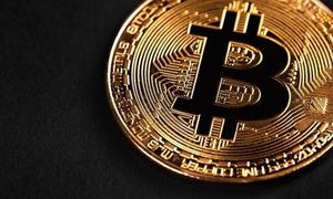 قیمت روز بیت کوین 22 دی 1401/ صعود رمزارز معروف به کانال 18 هزار دلاری