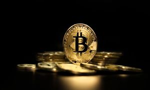 قیمت روز بیت کوین 26 دی 1401/ کاهش جزئی نرخ معروف ترین رمزارز