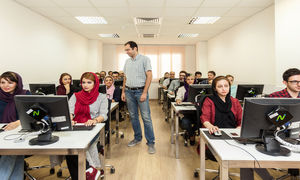 همکاران سیستم 30 نفر را استخدام می‌کند