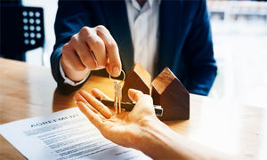 هزینه وکیل ملکی چقدر است؟