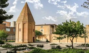 رزرو هتل در شهر بوعلی سینا و تاریخ مادها؛ همدان