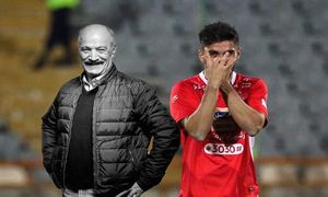 ستاره سابق پرسپولیس در کانادا مسکن معامله می کند