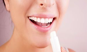 5 روغن طبیعی جایگزین بالم لب / معجزه زیبایی خانم ها