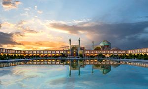 از تهران تا اصفهان چند ساعت راه است؟