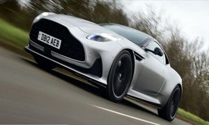 شتاب صفر تا صد استون مارتین DB12 چقدر است؟