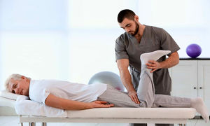 چه زمانی باید به کلینیک فیزیوتراپی مراجعه کرد؟