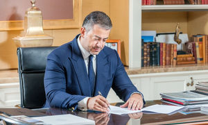 استوری برایان اعتماد، تاجر میلیاردر ایرانی برای رضا علیپور
