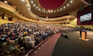گردهمایی کارآفرینان ایرانی در برج میلاد