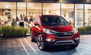 فرصت طلایی خرید هوندا CR-V 2016 کارکرده، اقساطی با شرایط آسان!