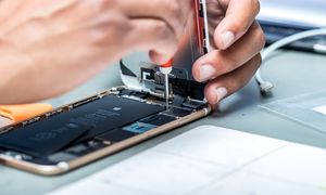 قبل از مجبور شدن به تعویض باتری آیفون، این موارد را رعایت کنید