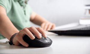 پرفروش ترین موس بی صدای بازار برای کار در کتابخانه