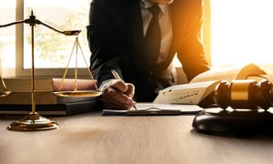 پاسخ به سوالات پرتکرار در زمینه انتخاب بهترین وکیل دیوان عدالت اداری