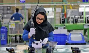 متوسط حقوق زنان ایرانی ۲۸ درصد کمتر از حقوق مردان