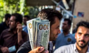 پالس مثبت شروع مذاکرات غیرمستقیم / قیمت دلار و طلا کم شد